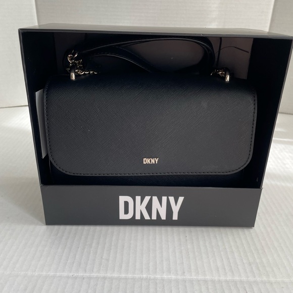 NWT DKNY crossbody black bag - Picture 1 of 4
